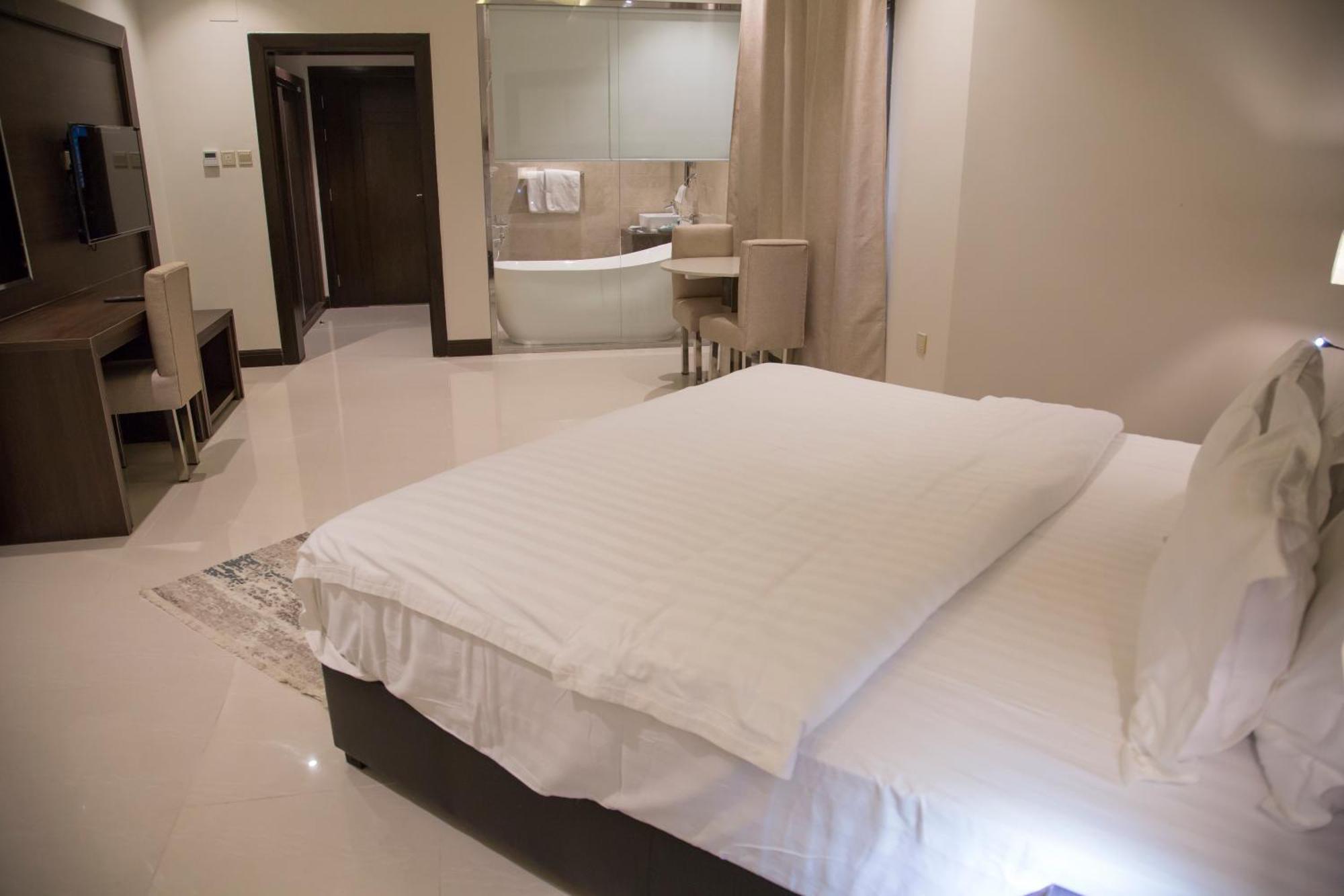 Emerald Residence Янбу Стая снимка