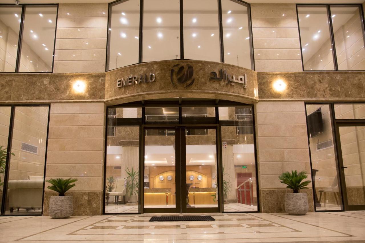 Emerald Residence Янбу Екстериор снимка