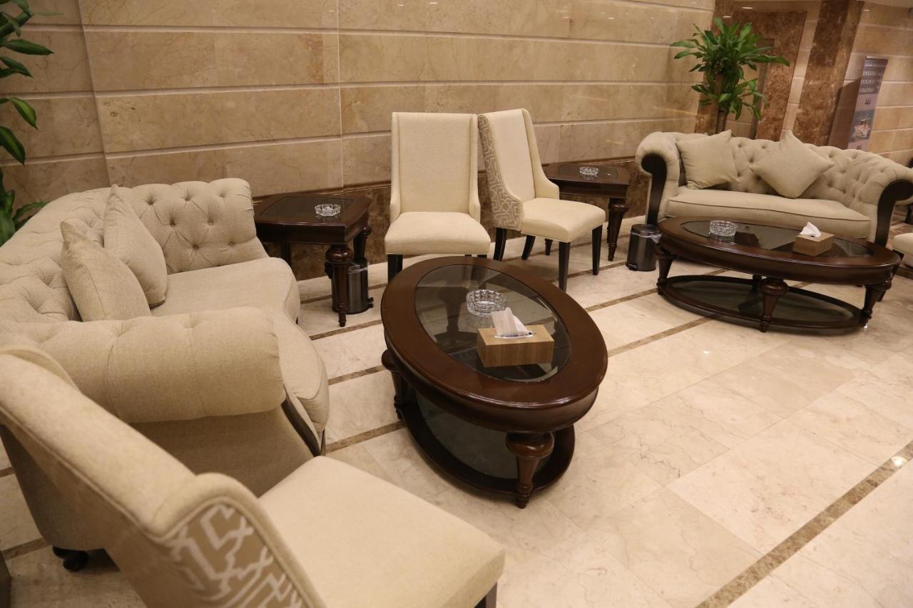 Emerald Residence Янбу Екстериор снимка