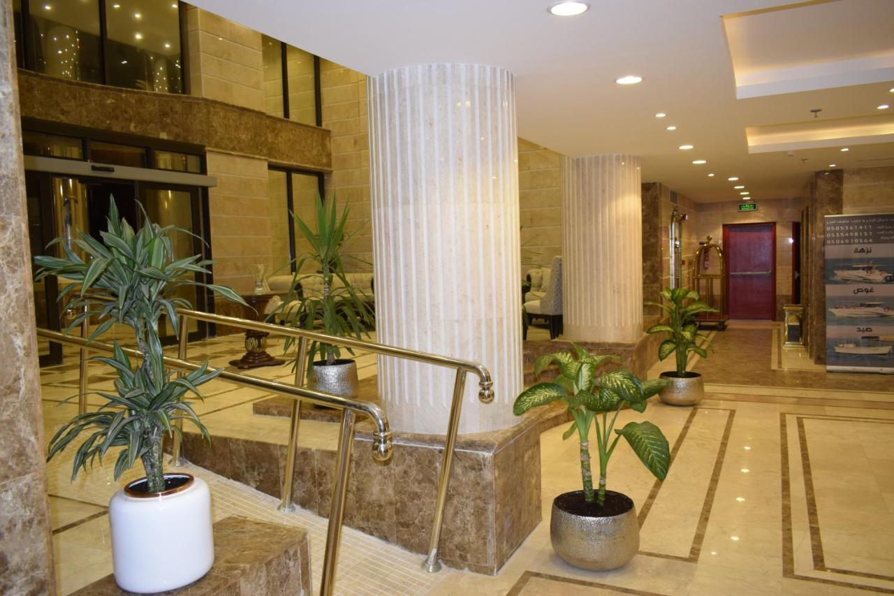 Emerald Residence Янбу Екстериор снимка