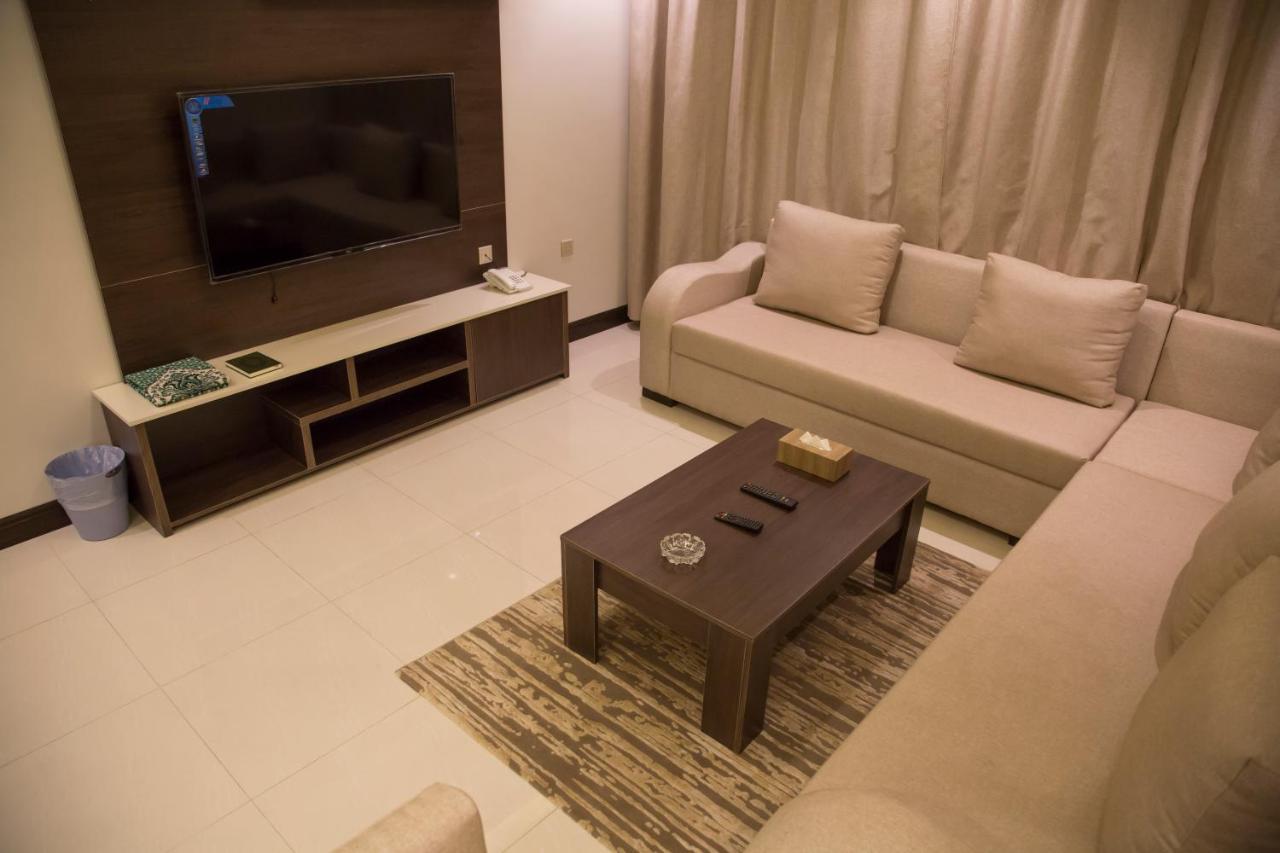 Emerald Residence Янбу Екстериор снимка